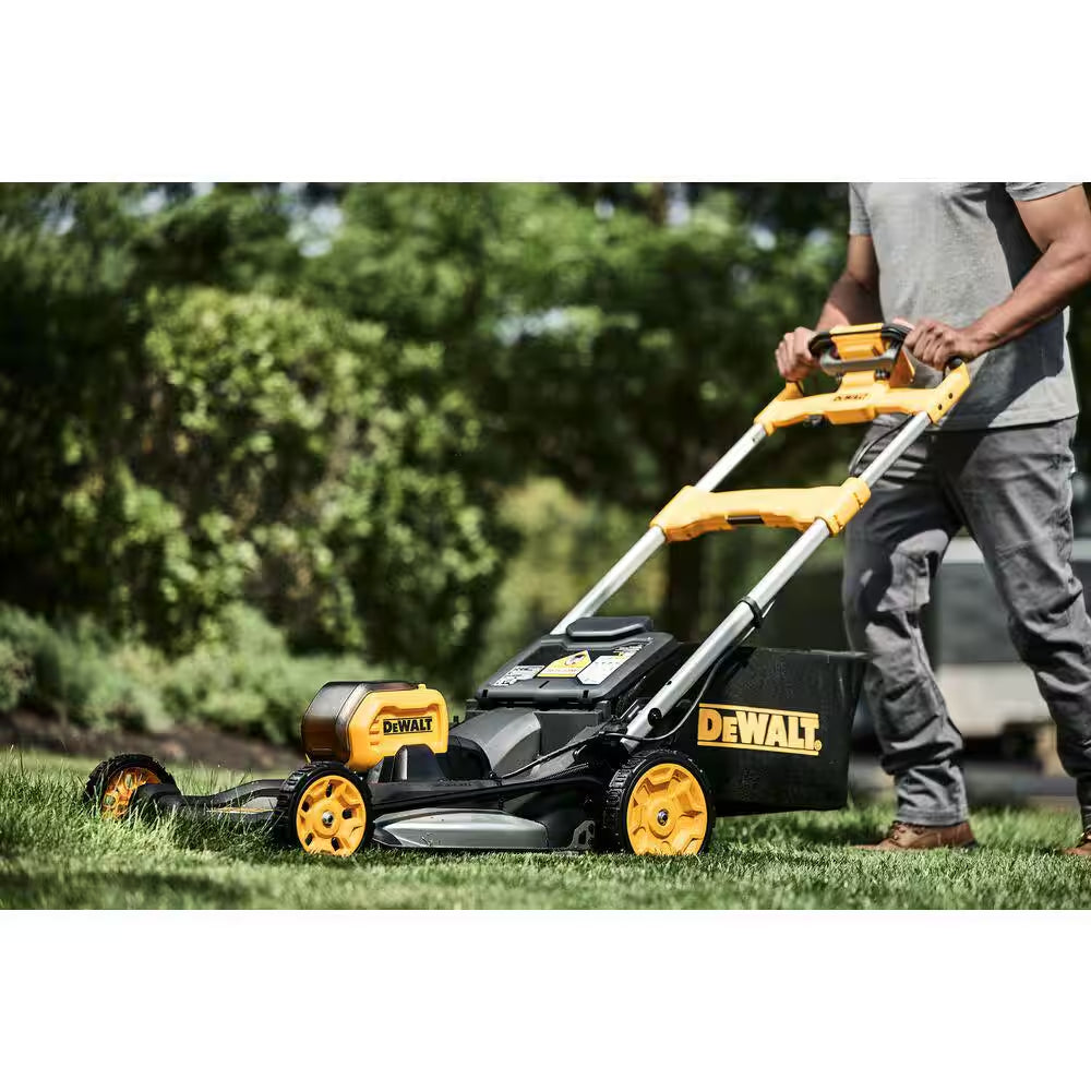 FLEXVOLT 1 X 60V MAX 21 In. Cordless Battery Powered Self Propelled Lawn Mower Kit and Cordless Blower (2) 4Ah Batteries